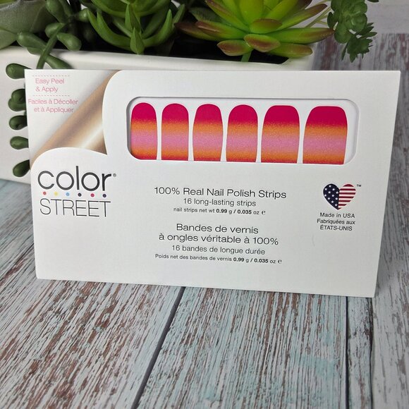 Color Street Nails - Exclusive # 24 - Picture 1 of 3